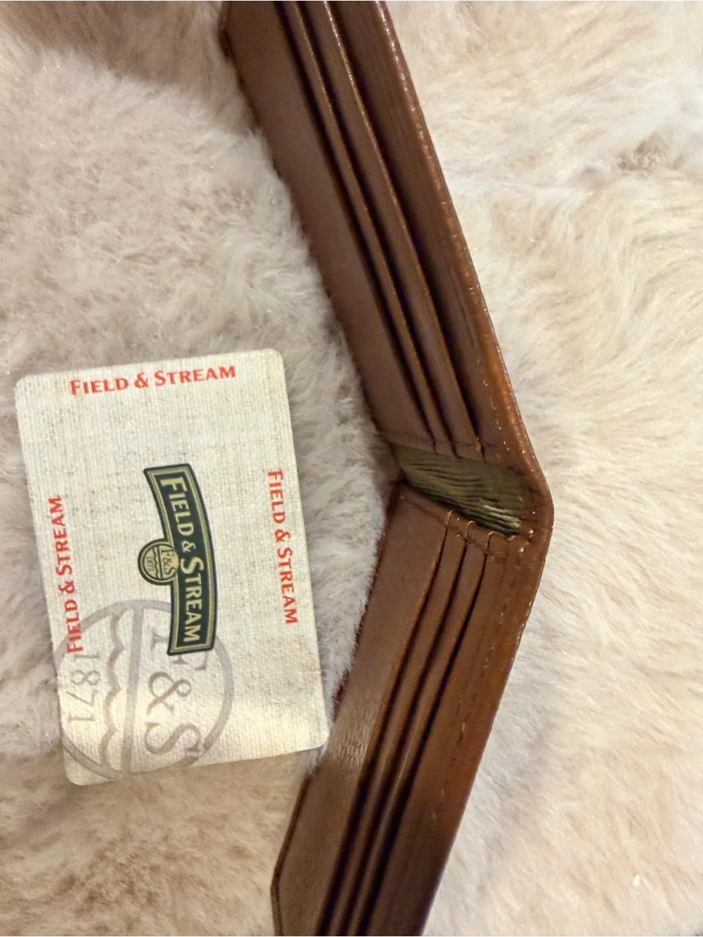 Field & Stream Men's Leather Wallet in Brown